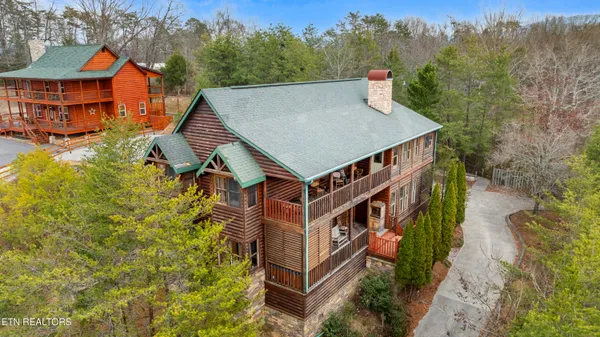 $1,099,000 | 2818 Seth Road, Pigeon Forge, TN 37863