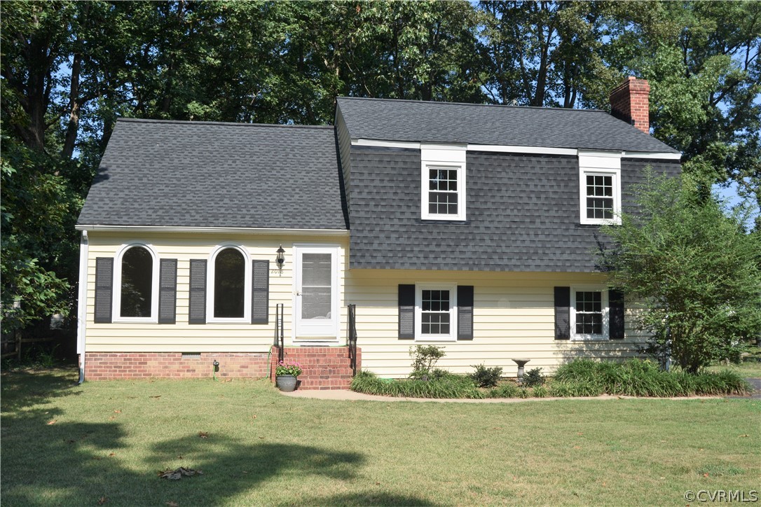 2018 Orangewood Road North Chesterfield, VA 23235 - Photo 2 of 26 a front view of a house with a yard