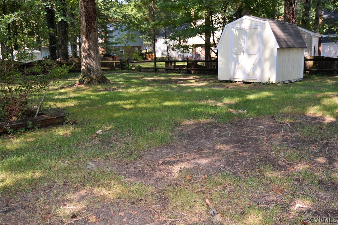 2018 Orangewood Road North Chesterfield, VA 23235 - Photo 26 of 26 a view of a outdoor space