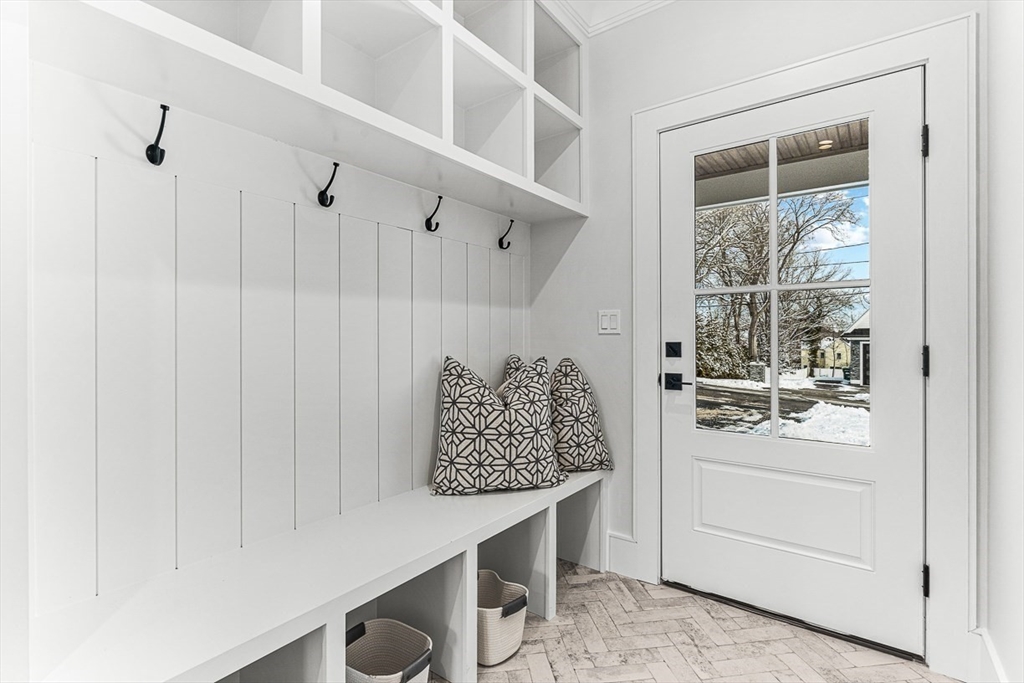 113 Lawton Road Needham, MA 02492 - Photo 4 of 12