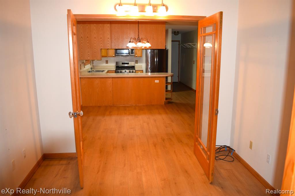 5995 Seymour Road Jackson, MI 49201 - Photo 15 of 54