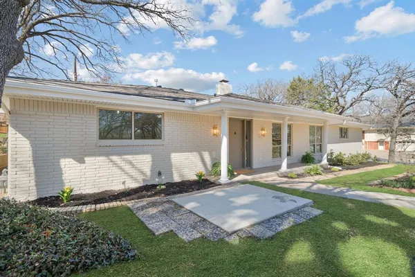 $575,000 | 1306 Driftwood Drive, Euless, TX 76040