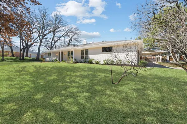 $575,000 | 1306 Driftwood Drive, Euless, TX 76040