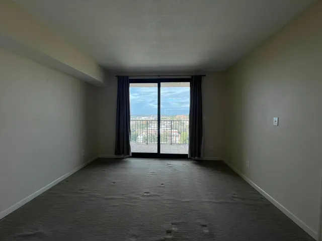 $2,450 | 300 South Duval Street, Unit 903, Tallahassee, FL 32301