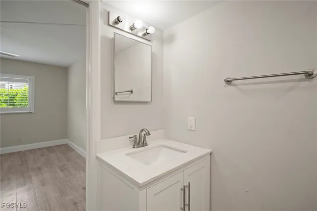 $1,300 | 16380 Dublin Circle, Unit 101, Fort Myers, FL 33908