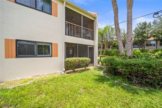 $1,300 | 16380 Dublin Circle, Unit 101, Fort Myers, FL 33908