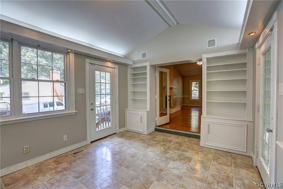 2506 Colgrave Road Midlothian, VA 23112 - Photo 6 of 21 an empty room with windows and closet