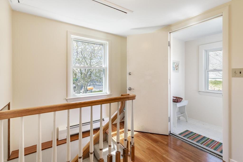 18 Hillside Road Ipswich, MA 01938 - Photo 9 of 38