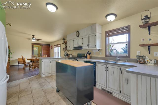 10095 North Yoder Road Calhan, CO 80808 - Photo 17 of 50 Gallery Image 17
