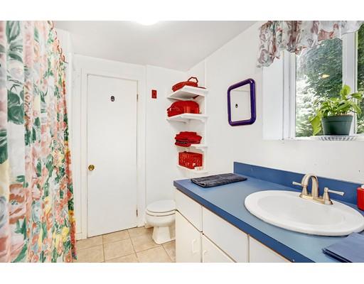 4 Caulfield Road Wayland, MA 01778 - Photo 15 of 31 Gallery Image 15