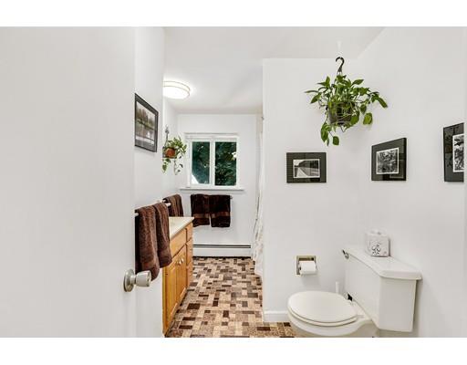 4 Caulfield Road Wayland, MA 01778 - Photo 19 of 31 Gallery Image 19