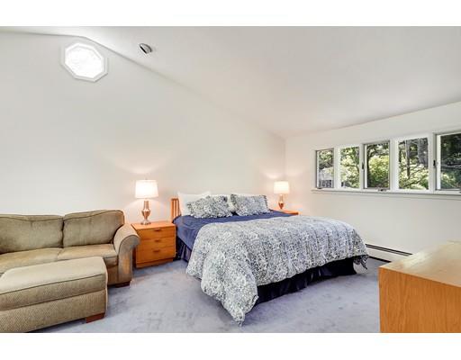 4 Caulfield Road Wayland, MA 01778 - Photo 24 of 31 Gallery Image 24