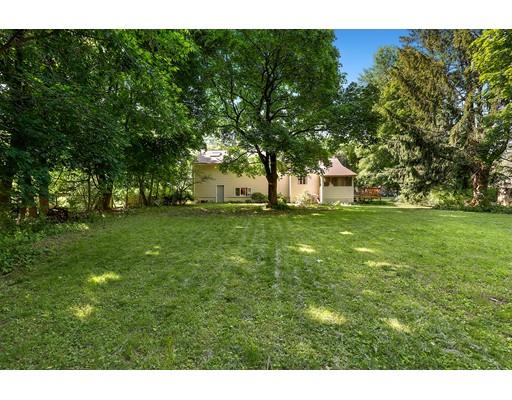 4 Caulfield Road Wayland, MA 01778 - Photo 28 of 31 Gallery Image 28