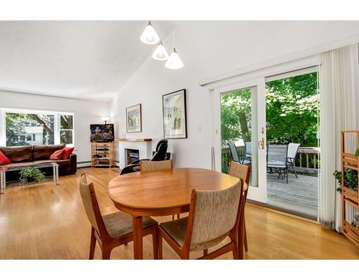4 Caulfield Road Wayland, MA 01778 - Photo 9 of 31 Gallery Image 9