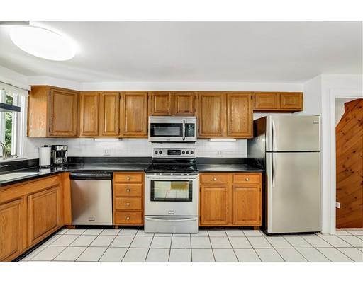 4 Caulfield Road Wayland, MA 01778 - Photo 10 of 31 Gallery Image 10