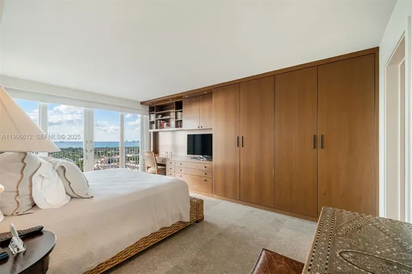 $9,500 | 881 Ocean Drive, Unit 26B, Key Biscayne, FL 33149