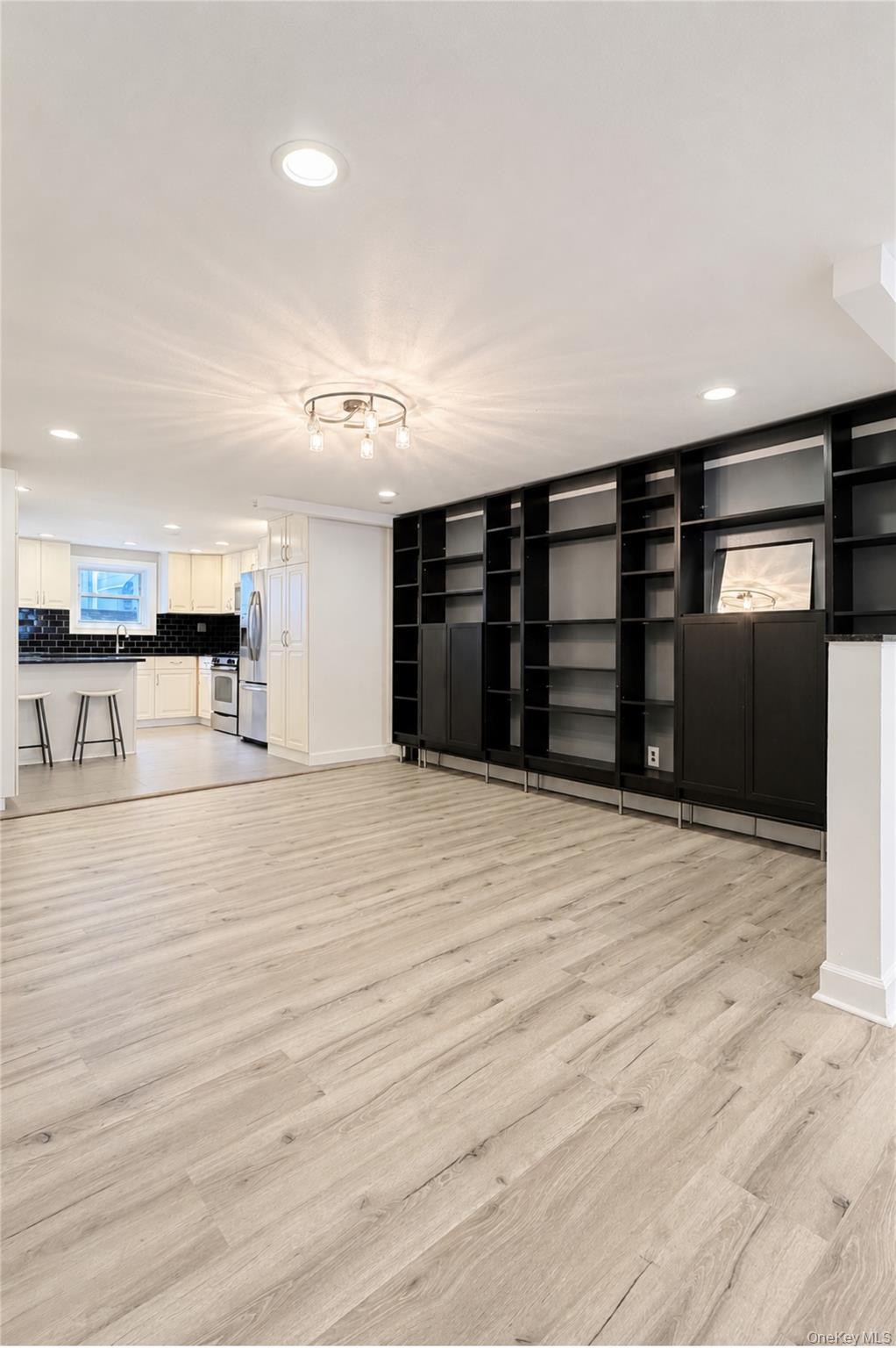 21-31 25th Road Queens, NY 11102 - Photo 10 of 37 Gallery Image 10