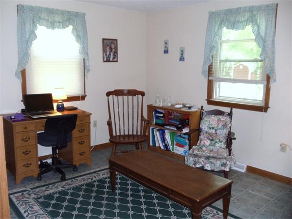 12 Pines Road Billerica, MA 01821 - Photo 17 of 27 Gallery Image 17