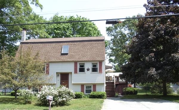 12 Pines Road Billerica, MA 01821 - Photo 3 of 27 Gallery Image 3