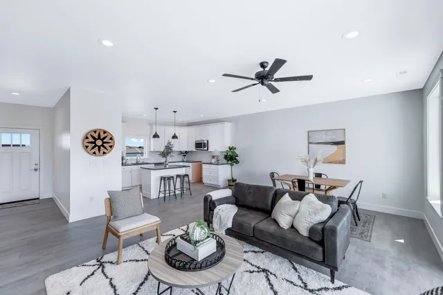 $475,000 | 520 East Davisadero Street, Reardan, WA 99029