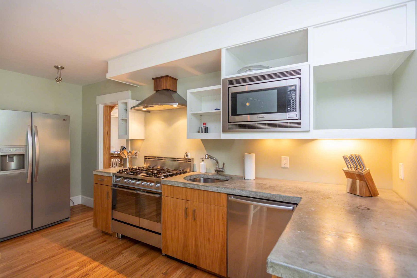 229 State Road Vineyard Haven, MA 02568 - Photo 16 of 46 Gallery Image 16