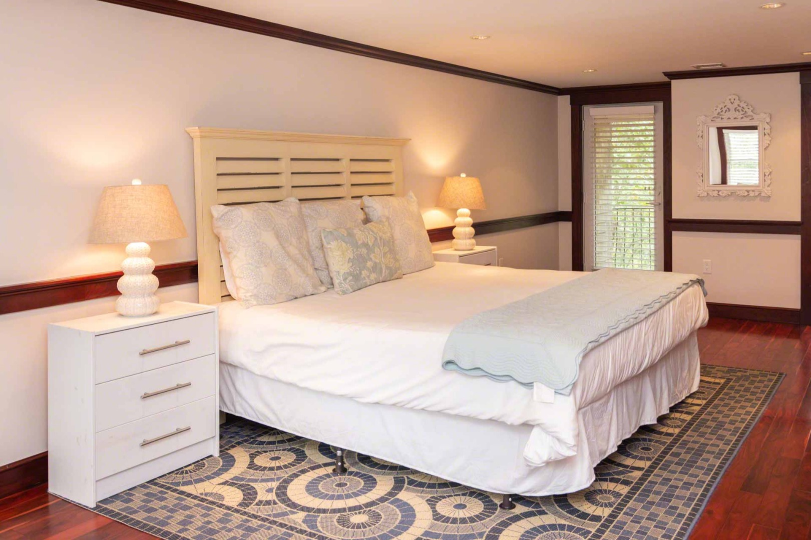 229 State Road Vineyard Haven, MA 02568 - Photo 27 of 46 Gallery Image 27