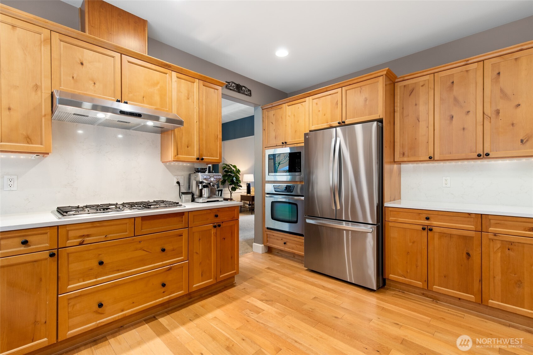 9204 234th Place Southwest Edmonds, WA 98020 - Photo 7 of 40