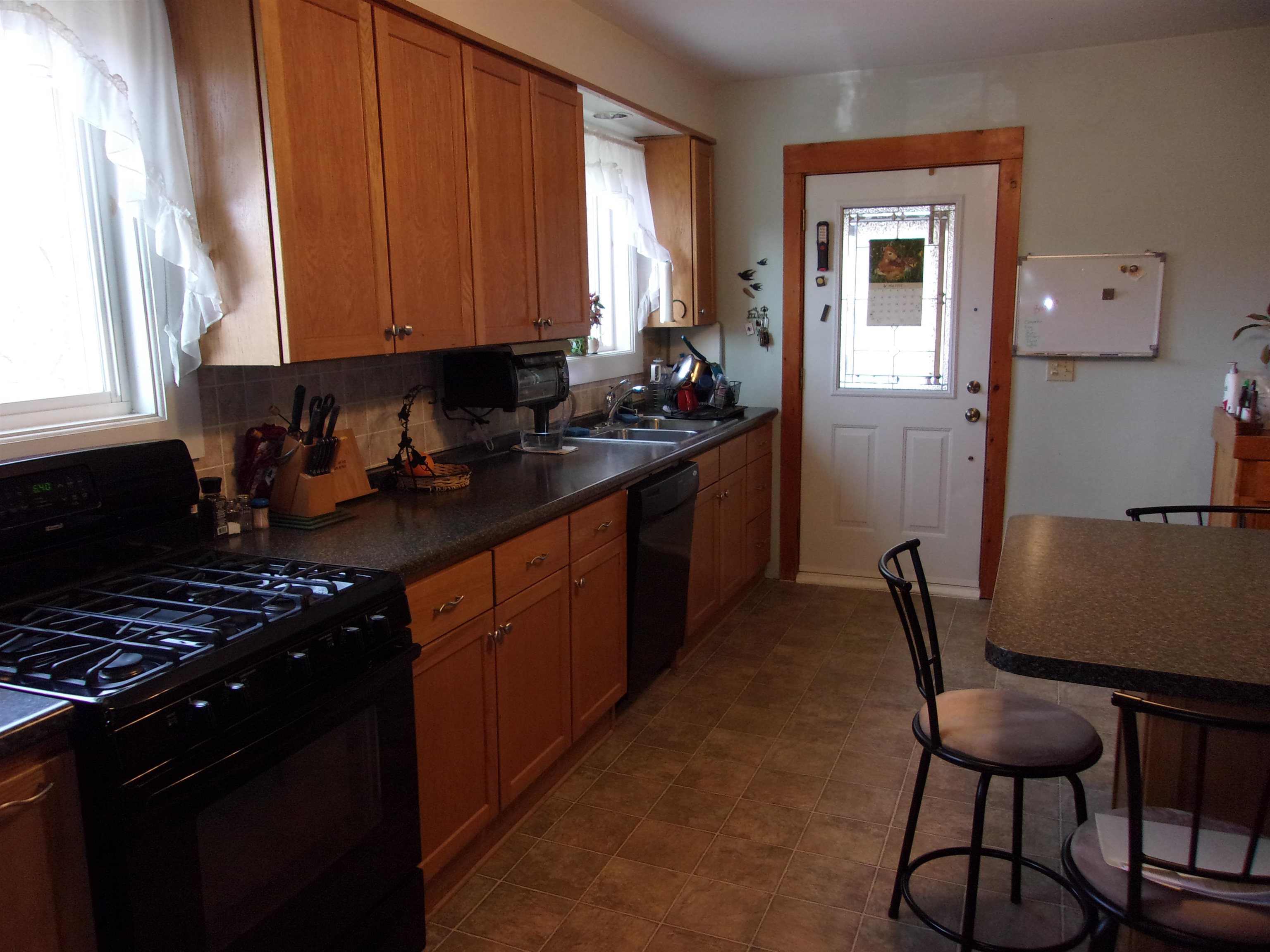 67 Highland Avenue Derby, VT 05830 - Photo 3 of 20