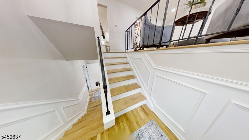 860 Salem Road Union, NJ 07083 - Photo 3 of 44 Gallery Image 3