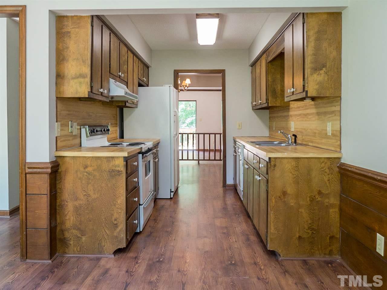 5815 Branchwood Road Raleigh, NC 27609 - Photo 3 of 18