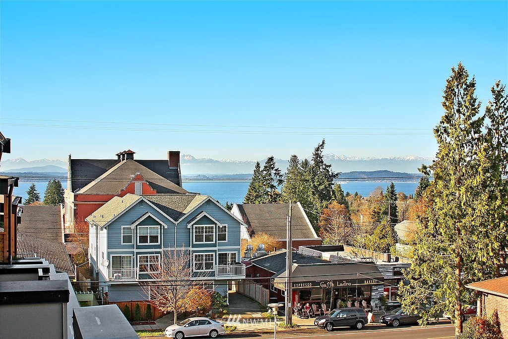 4250 Southwest Myrtle Street, Unit E Seattle, WA 98136 - Photo 19 of 21