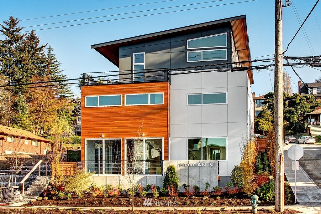 4250 Southwest Myrtle Street, Unit E Seattle, WA 98136 - Photo 20 of 21