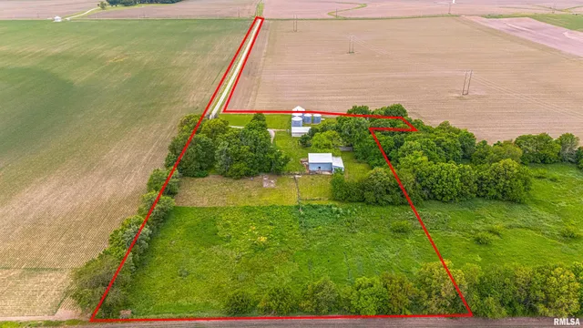 $345,000 | 1598 700th Avenue, Lincoln, IL 62656