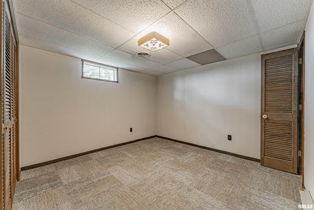 $345,000 | 1598 700th Avenue, Lincoln, IL 62656