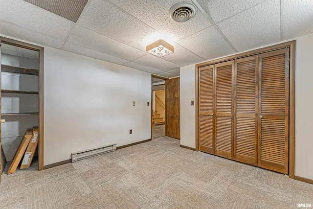 $345,000 | 1598 700th Avenue, Lincoln, IL 62656