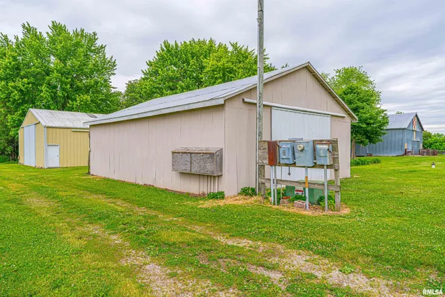 $345,000 | 1598 700th Avenue, Lincoln, IL 62656