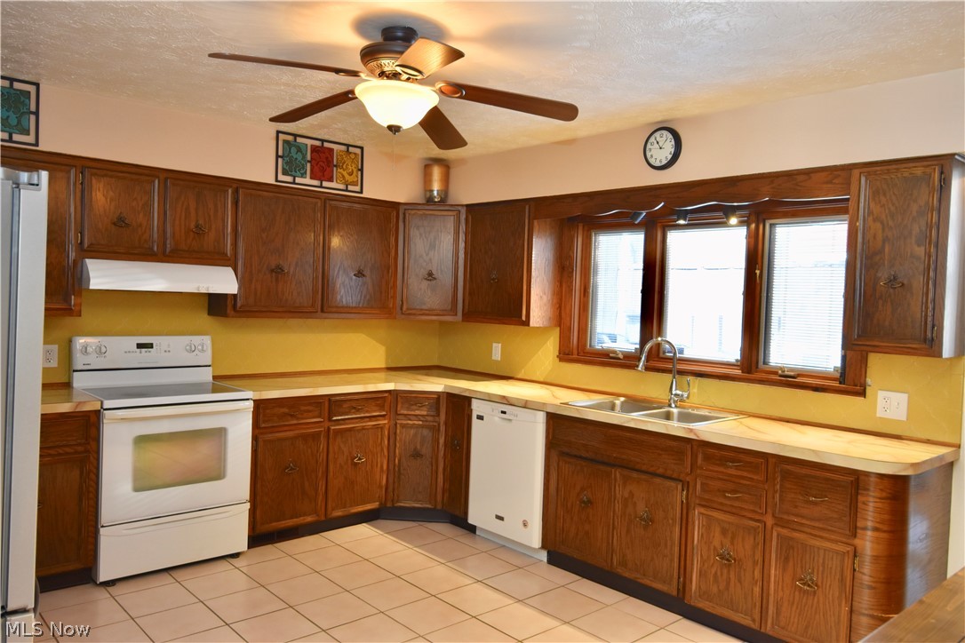 1825 Killian Road Akron, OH 44312 - Photo 10 of 35