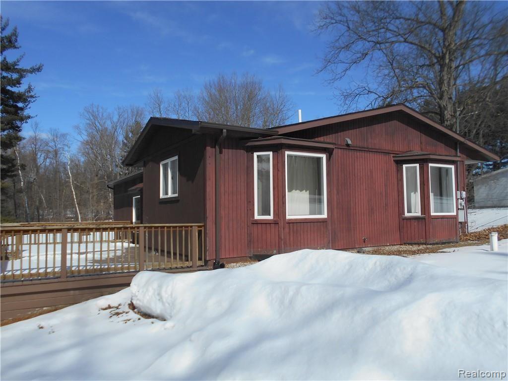 2265 King Road Lapeer, MI 48446 - Photo 1 of 17 DSCN0467.JPG