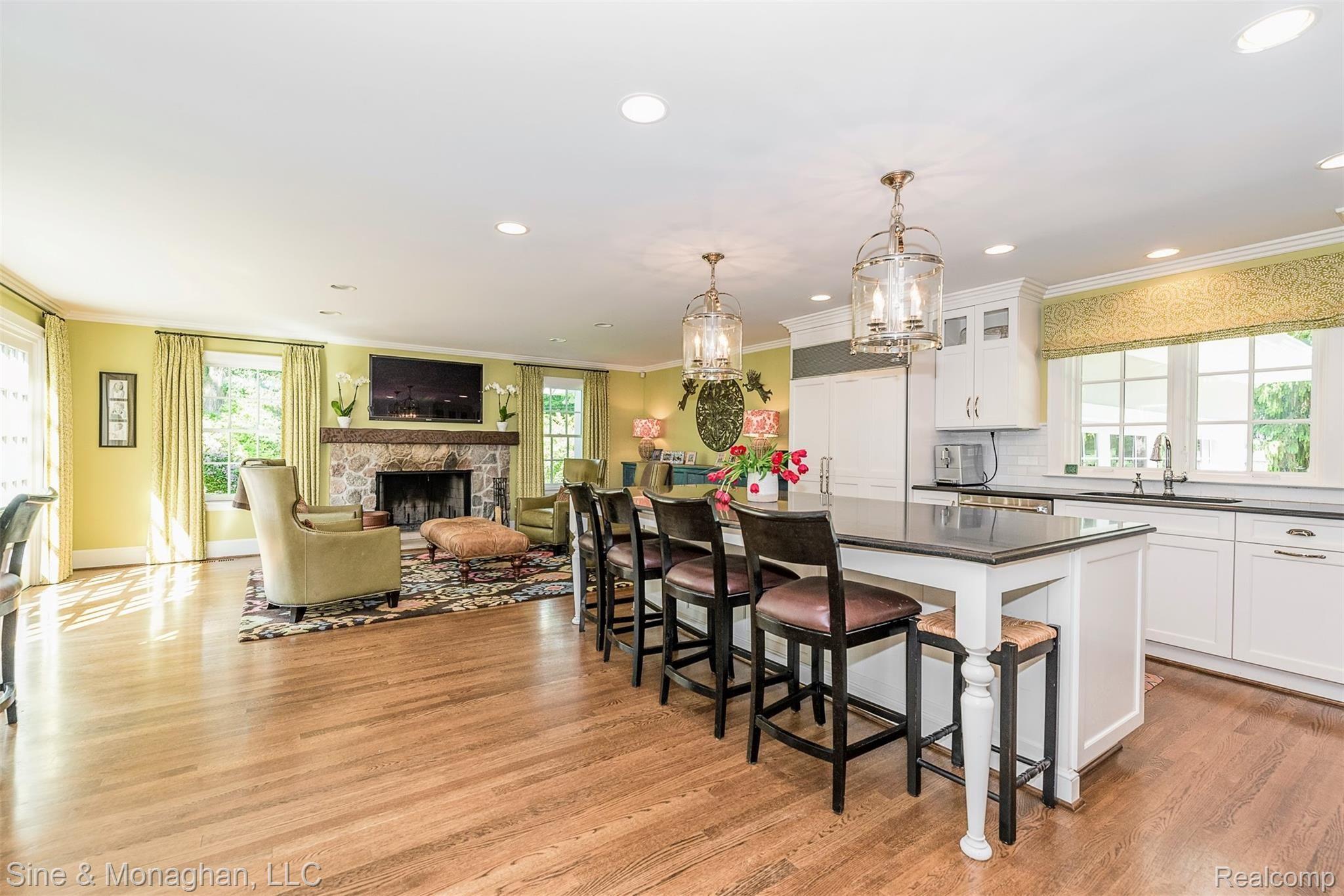 501 Washington Road Grosse Pointe, MI 48230 - Photo 13 of 55 DSC_4536.jpg