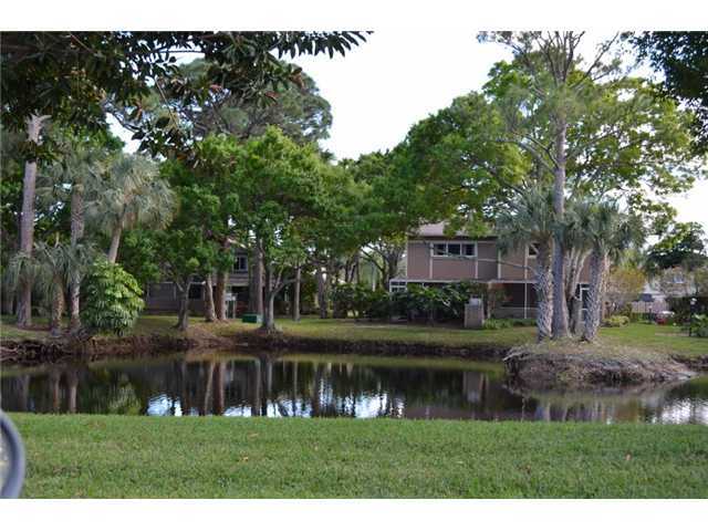 366 Maplecrest Circle Jupiter, FL 33458 - Photo 4 of 5 Additional Photo