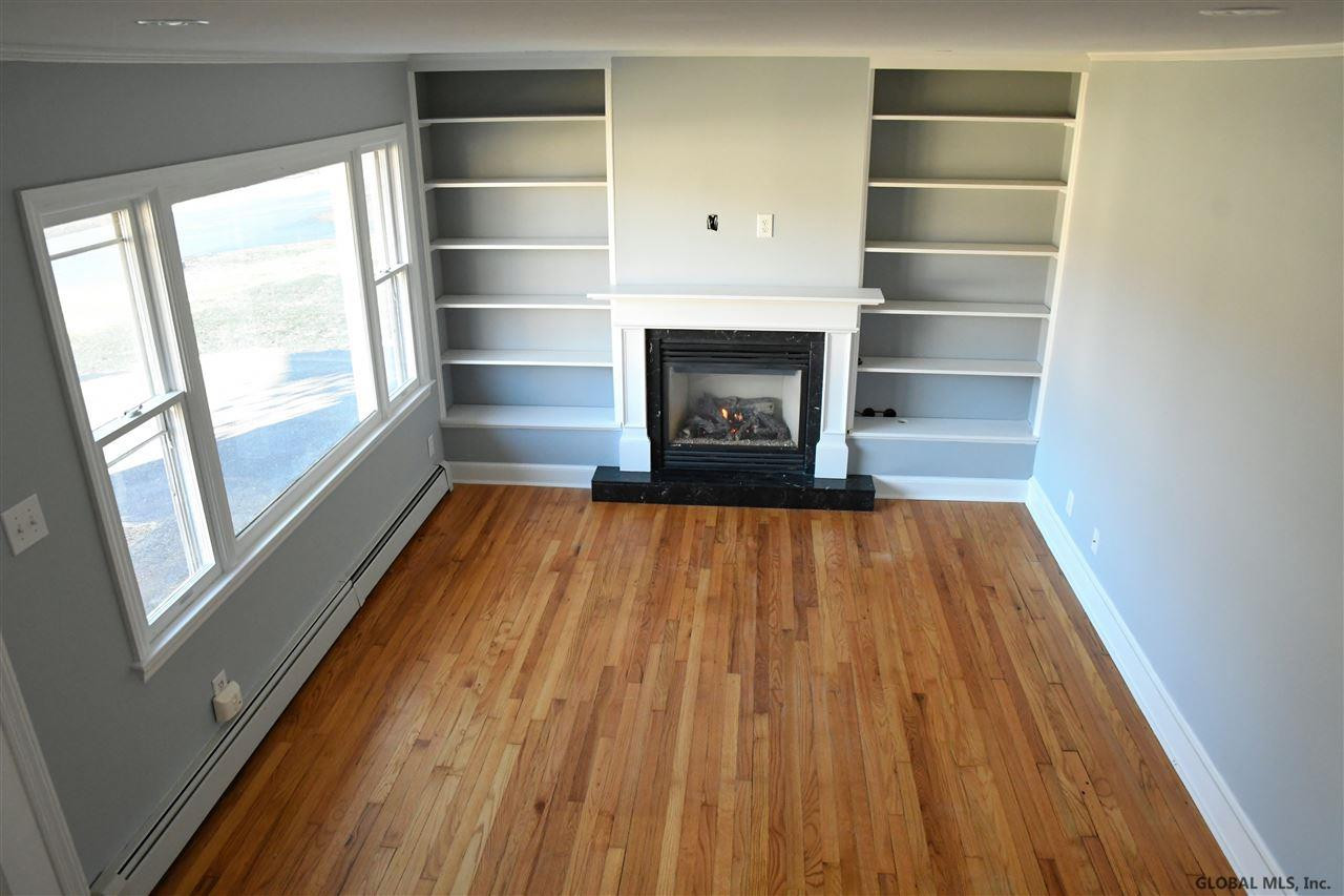 4 Wellington Road Bethlehem, NY 12054 - Photo 3 of 23 Photo 3