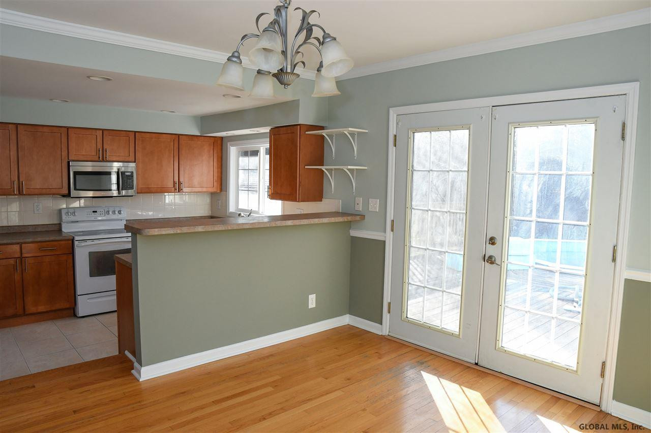 4 Wellington Road Bethlehem, NY 12054 - Photo 6 of 23 Photo 6