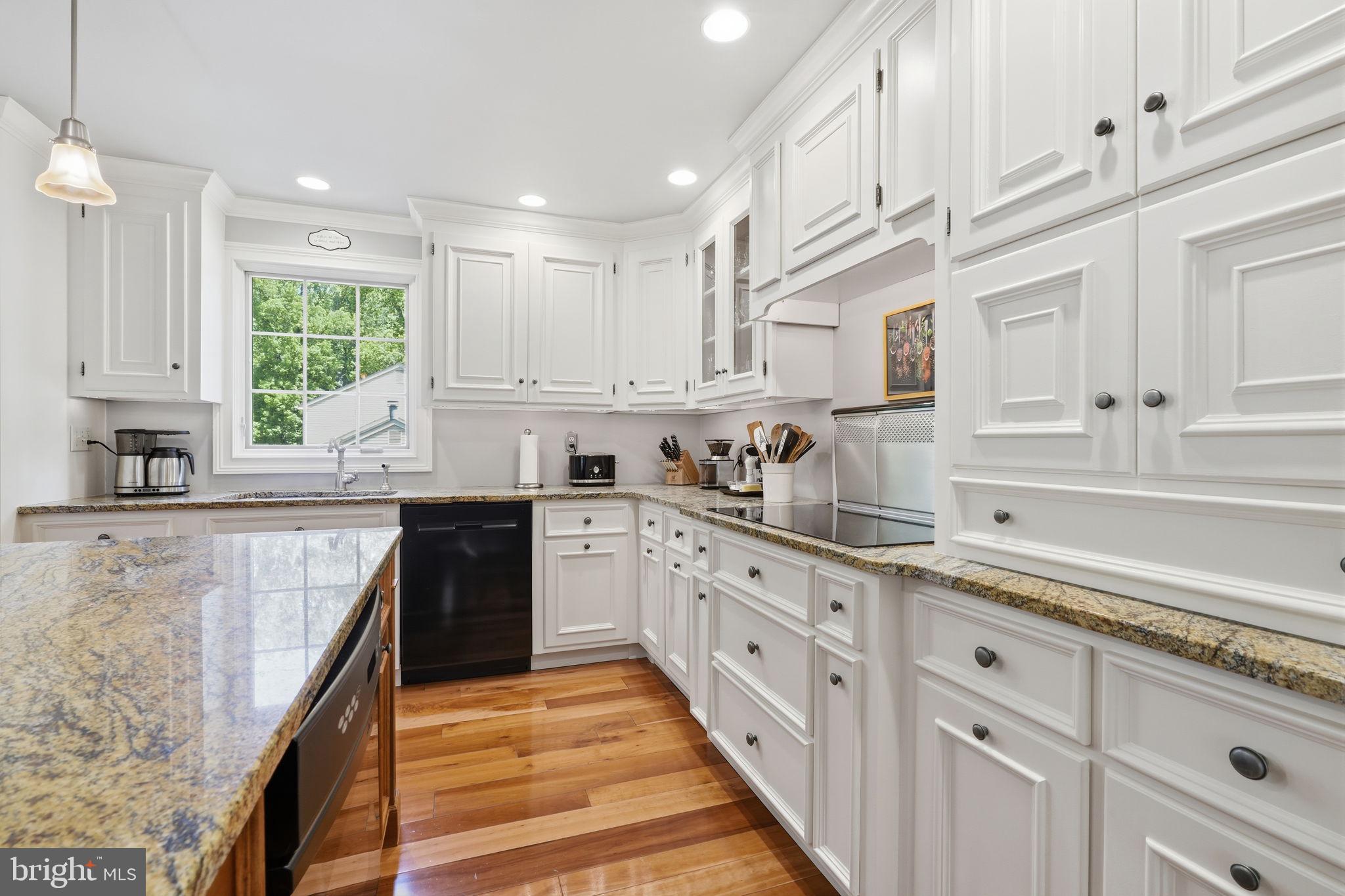 275 Aspen Road Yardley, PA 19067 - Photo 14 of 47