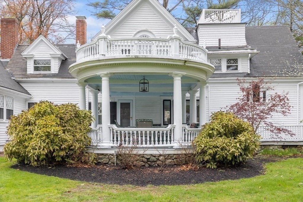 604 First Parish Road Scituate, MA 02066 - Photo 2 of 39 a front view of a house