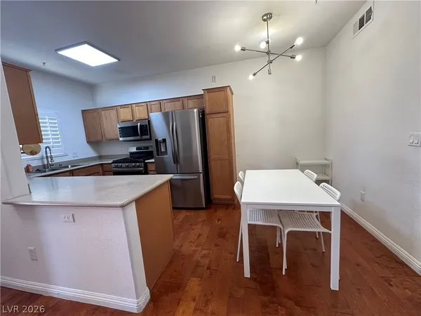 $1,713 | 2291 West Horizon Ridge Parkway, Unit 1101, Henderson, NV 89052