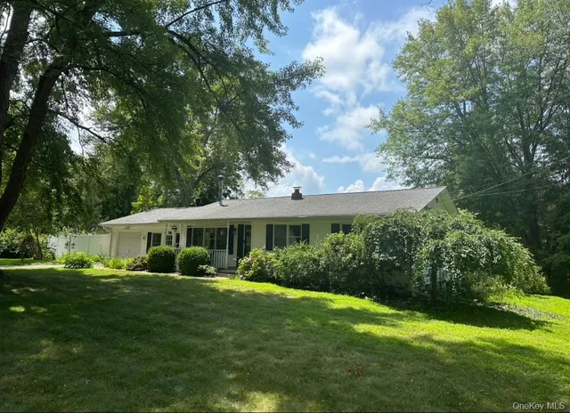 $500,000 | 4 Verplanck Avenue, Hopewell Junction, NY 12533