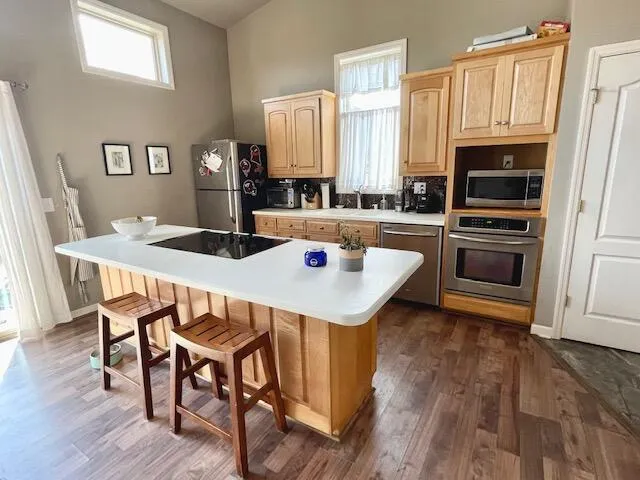 $2,495 | 5220 Lakeland Drive, Roanoke, VA 24018