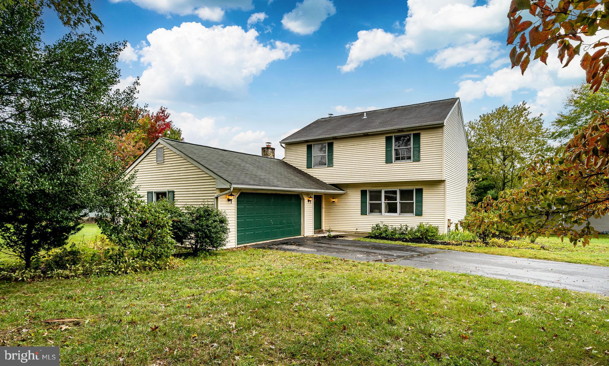 4 Main Lin Drive Coatesville, PA 19320 - Photo 1 of 40