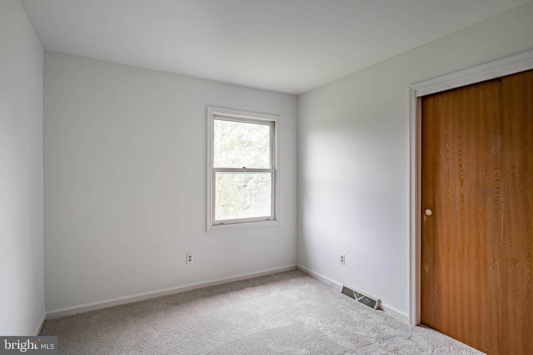 4 Main Lin Drive Coatesville, PA 19320 - Photo 23 of 40