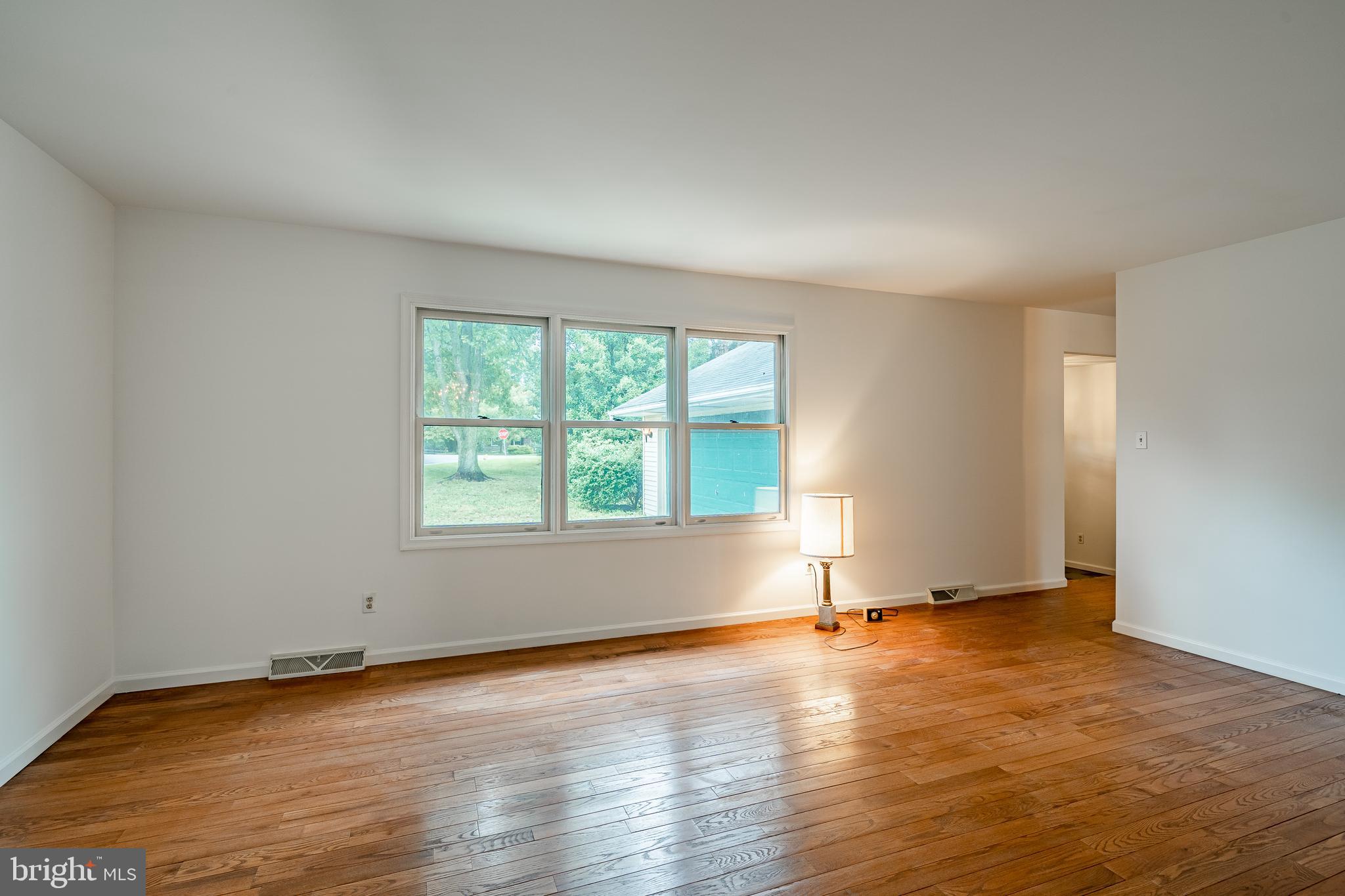 4 Main Lin Drive Coatesville, PA 19320 - Photo 5 of 40
